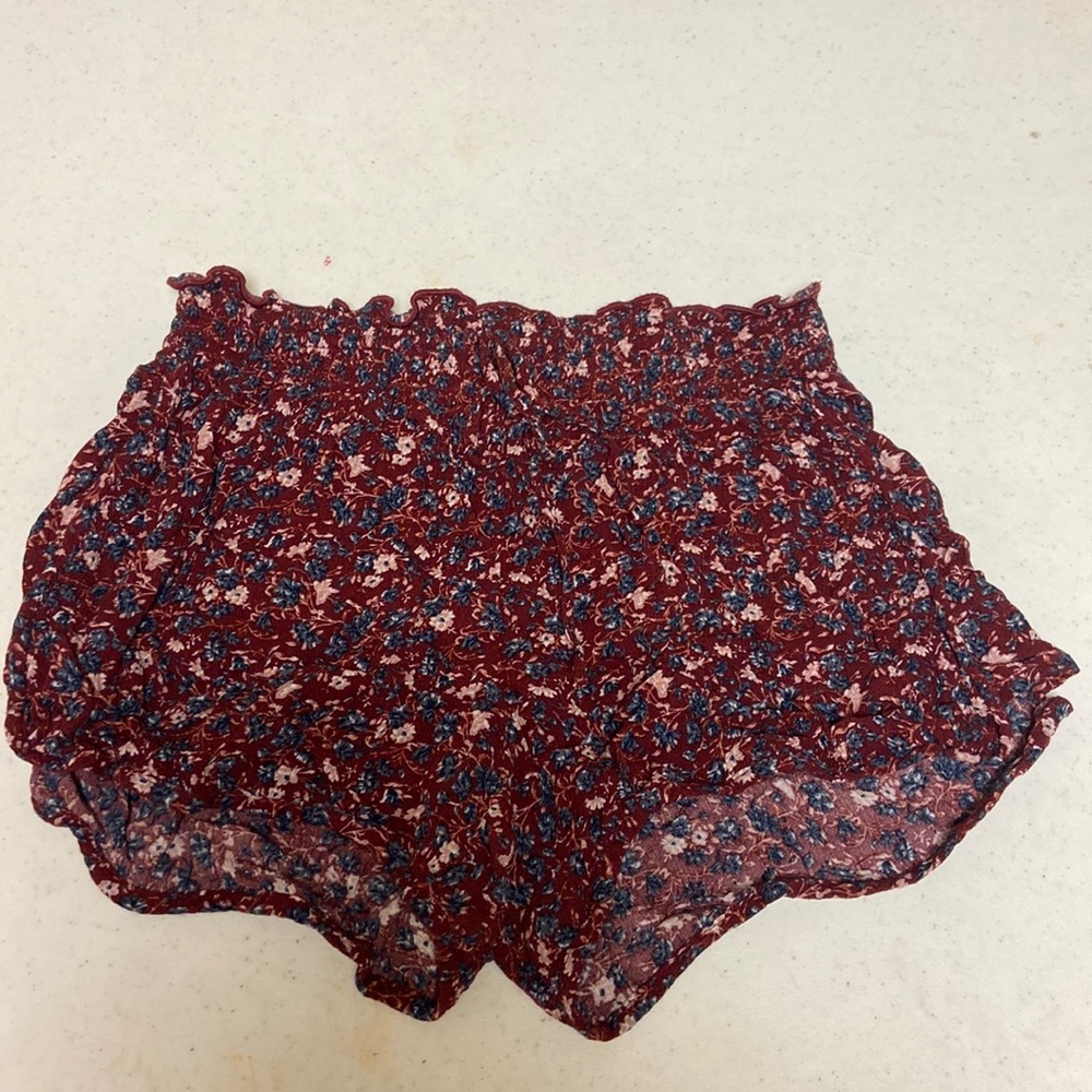 American eagle flower shorts